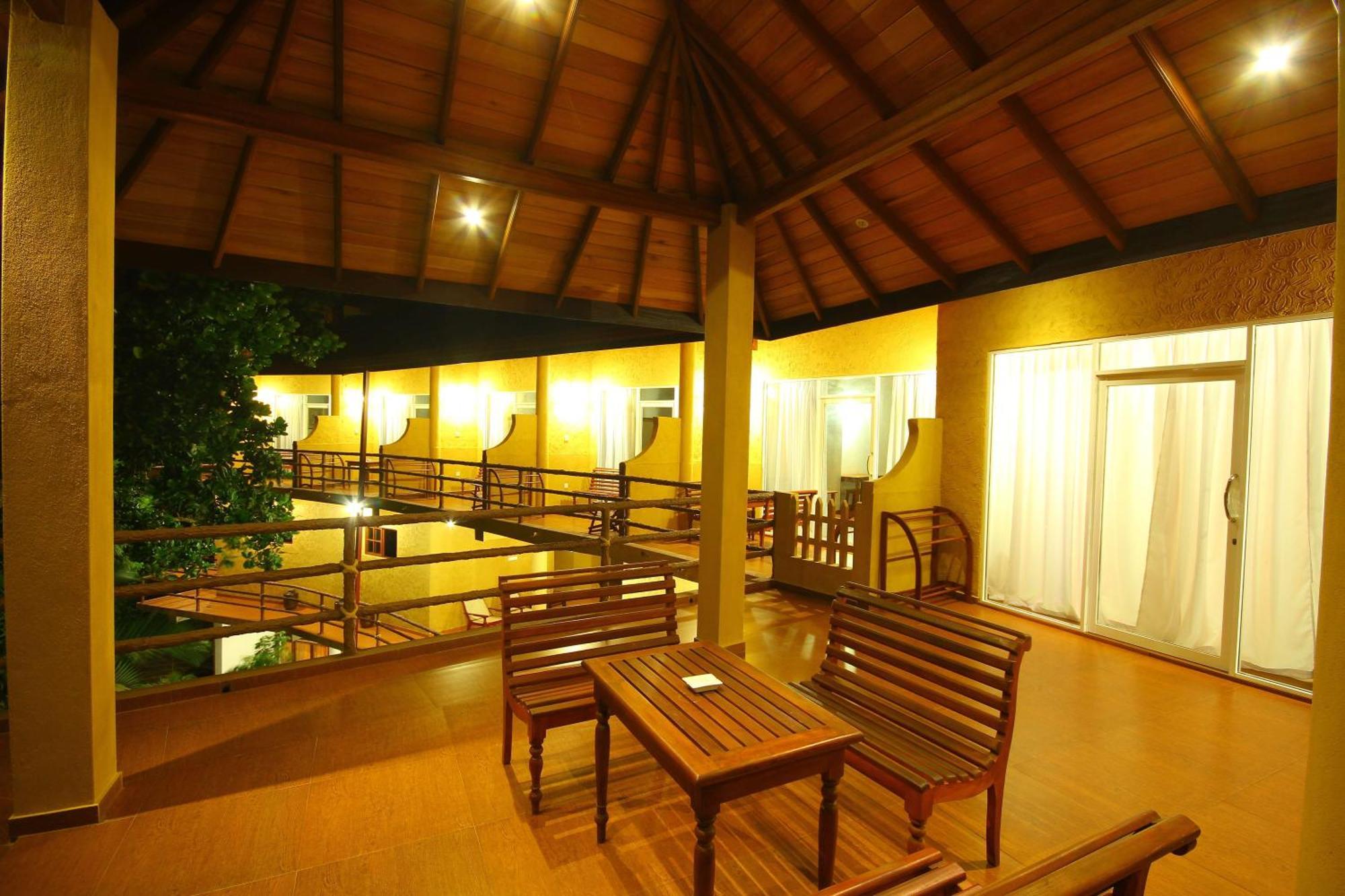 Laluna Ayurveda Resort Μπεντότα Δωμάτιο φωτογραφία